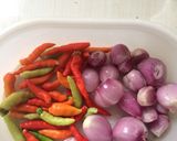 Foto langkah ke 1 dari resep Sambal bawang ebi (rebon).