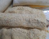 A picture of step 3 of Chicken Franks Bread Roll😋👌.