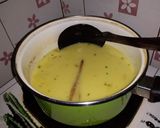 Foto langkah ke 2 dari resep 30. Gulai Daun Ubi Tumbuk.