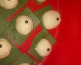 Foto langkah ke 3 dari resep Pau kukus lembut anti keras.