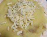 Foto del paso 4 de la receta: Pan de papa con queso