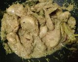 Foto langkah ke 7 dari resep Ungkep ayam dan tempe bumbu lengkuas.