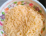 Hình bước làm 4 của món Mì xá xíu khô