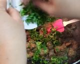 A picture of step 5 of Kaleeji Bun.