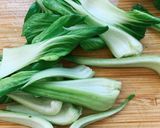 A picture of step 1 of Potato, mushroom and bok-choy sauté with mustard sauce.