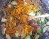 Foto del paso 3 de la receta: Revuelto de zapallito, carne molida y arroz