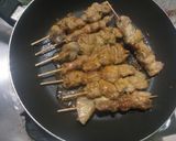 Foto langkah ke 6 dari resep Sate Ayam Madura Bumbu Kacang.