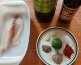 Foto del paso 1 de la receta: Filete de pescado marinado con ensalada