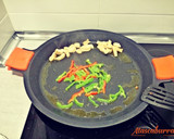 Foto del paso 1 de la receta: Arroz con pechuga de pollo y pimientos (arroz con poco que sabe a mucho)