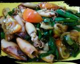 Foto langkah ke 5 dari resep Cumi asin cabe ijo.