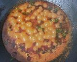 A picture of step 3 of Chole bhature.
