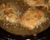 A picture of step 3 of Paneer pakoda.