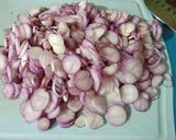 Foto langkah ke 1 dari resep Bawang goreng cantik.