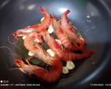 Foto del paso 2 de la receta: Pasta elicoidal en salsa de pomodoro y gambas