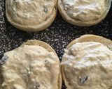 Túrós zsemle vaníliapuding-sodóval habkalappal recept fázis 2 fotója