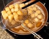 Foto langkah ke 5 dari resep Tahu Krispi.