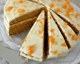 Foto del paso 5 de la receta: Torta especiada de zanahoria con glaseado de queso crema