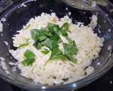 Foto del paso 3 de la receta: Pizza con base de coliflor especial