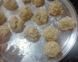 A picture of step 3 of Veg Aloo Tikki Burger🍔🍔😋😍.
