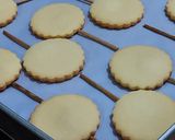 Foto langkah ke 4 dari resep Cookie Pop.