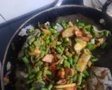 A picture of step 3 of French bean with potatoes.