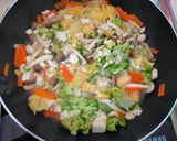 素食料理這麼簡單？😳醬油炒麵🥰的食譜步驟3照片