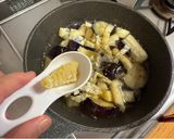 A picture of step 4 of Aubergine Miso Soup.