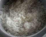 A picture of step 3 of Cardamom rice.