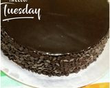 A picture of step 6 of Double chcocolate ganache cake.