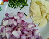 Foto langkah ke 3 dari resep Kering Tempe Parut Renyah ala Chef Yongki.