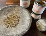 Une image de l'étape 5 de Cabillaud épicé, fondue de poireaux et champignons.