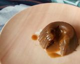 A picture of step 6 of Steamed Milo Lava Cake.