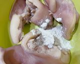 Hình bước làm 4 của món Tai Heo Ngâm Chua Ngọt
