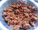A picture of step 4 of Dried  Figs  Dates  and Nuts Roll.