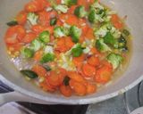 Foto langkah ke 3 dari resep Cah Jamur Shimeji Brokoli Wortel Puyuh.