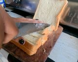 Foto langkah ke 2 dari resep Pizza Roti Tawar.