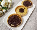 Foto langkah ke 5 dari resep Martabak Manis Mini Ekonomis (Lembut dan Bersarang).