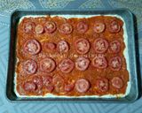 Une image de l'étape 16 de Pizza carrée, sauce tomate oignon 🍕.