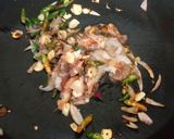 Foto langkah ke 3 dari resep Tumis labu siam.