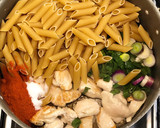 Foto del paso 1 de la receta: One pot pasta mostachol