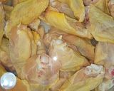 Foto del paso 1 de la receta: Alitas de pollo en salsa de tomate