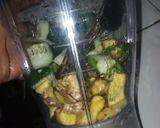 A picture of step 1 of Ginger mint drink.