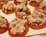 A picture of step 2 of Tomato and tuna starter.