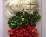 Foto del paso 2 de la receta: Fajitas de pavo fit (sin aceite)