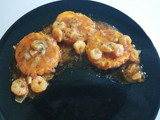 Merluza en salsa con gambitas
