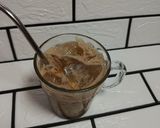 Foto langkah ke 4 dari resep Sticky Milk Coffee.