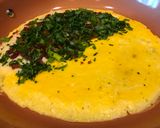 Foto del paso 7 de la receta: Omelette con Tocino Crujiente, Vegetales y Queso Mozzarella