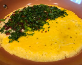 Foto del paso 7 de la receta: Omelette con Tocino Crujiente, Vegetales y Queso Mozzarella