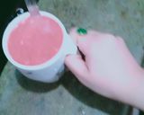 A picture of step 1 of Pinky healthy Smoothie.