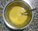 A picture of step 3 of Begun Bhaja.